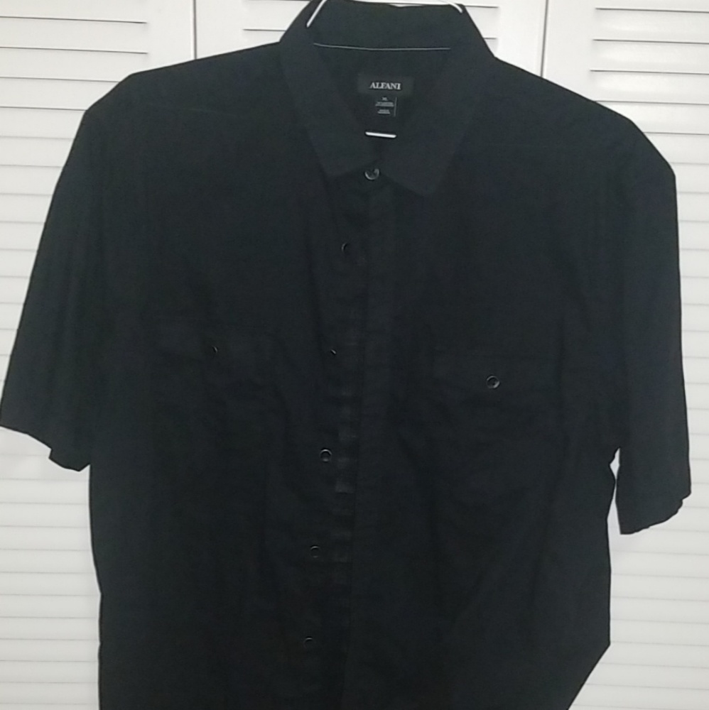 XL Alfani Short Sleeve Shirt